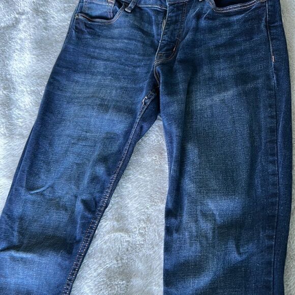 Super-Skinny Jeans - Picture 3 of 6